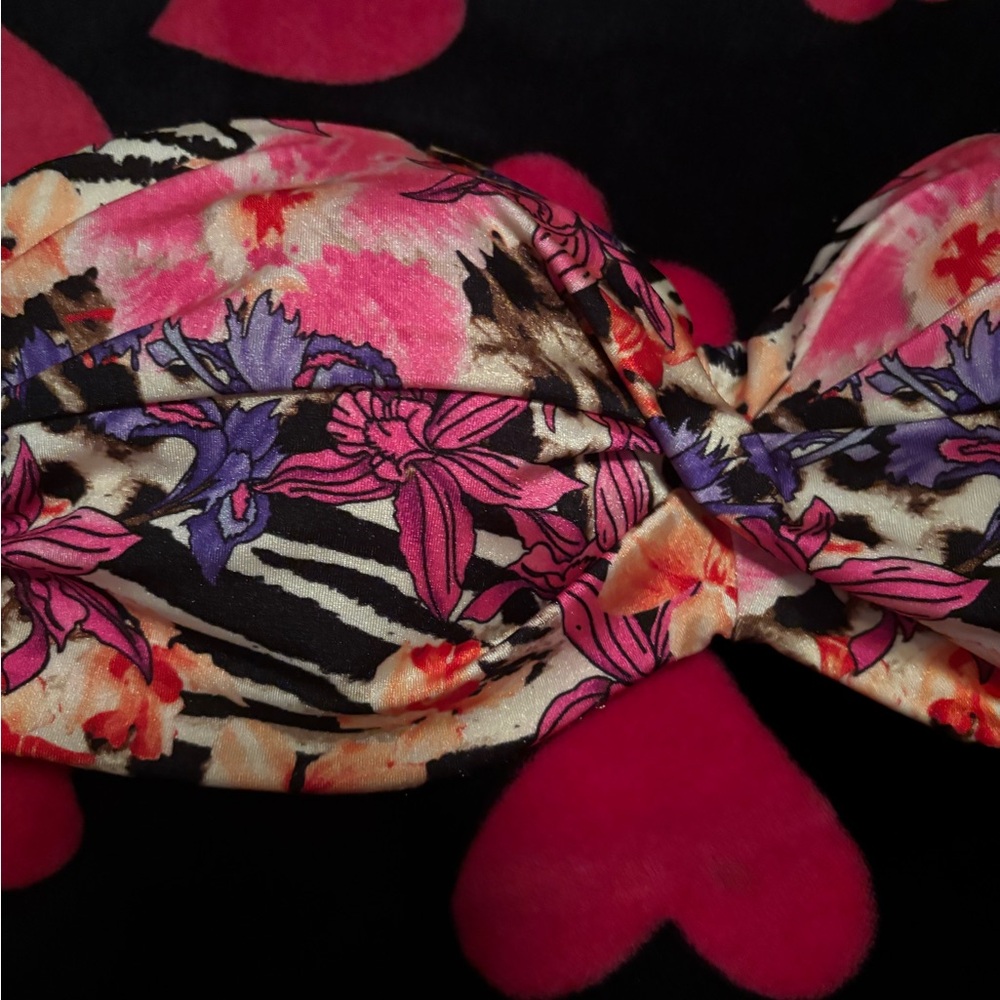 Victoria’s Secret strapless bikini top Size Medium A00328 - Picture 3 of 7